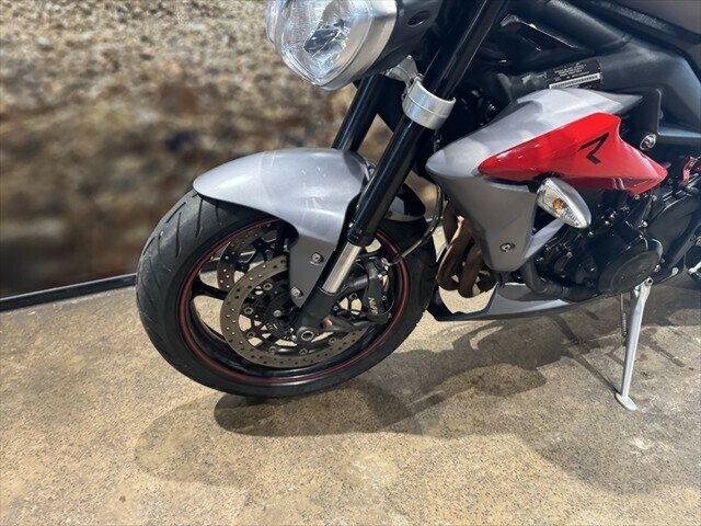 2014 TRIUMPH STREET TRIPLE R ROAD