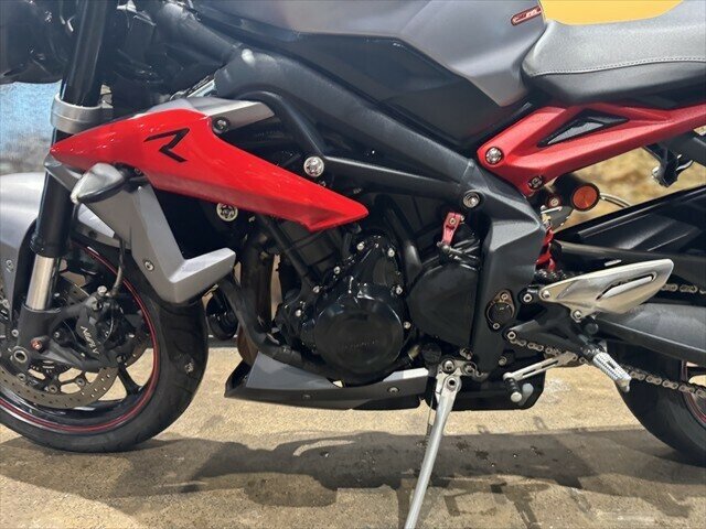2014 TRIUMPH STREET TRIPLE R ROAD