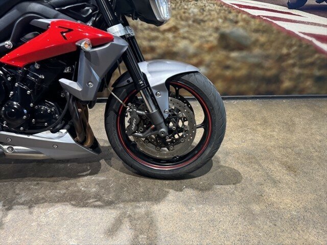 2014 TRIUMPH STREET TRIPLE R ROAD