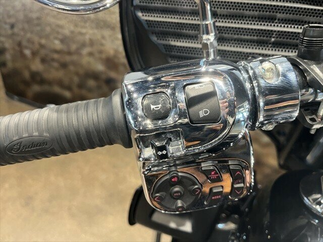 2016 INDIAN ROADMASTER CRUISER