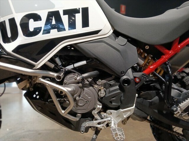 2024 DUCATI DESERTX RALLY DUAL SPORTS