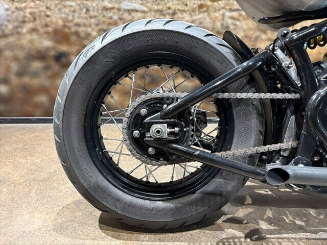 2021 TRIUMPH BONNEVILLE BOBBER ROAD