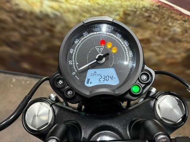 2021 TRIUMPH BONNEVILLE BOBBER ROAD