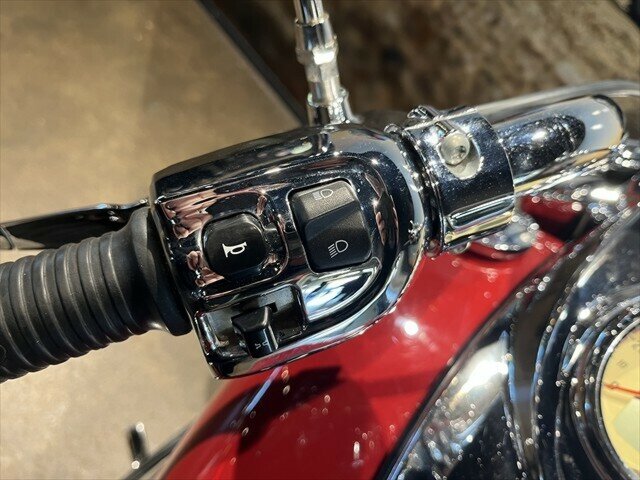 2013 INDIAN CHIEF CLASSIC CRUISER