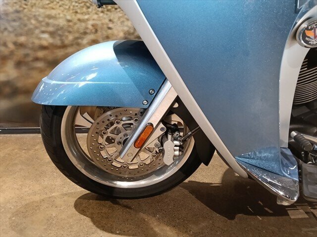 2010 VICTORY VISION TOUR PREMIUM CRUISER