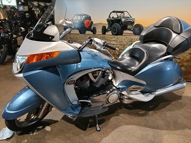 2010 VICTORY VISION TOUR PREMIUM CRUISER