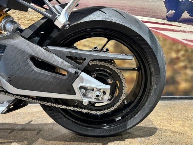 2026 APRILIA RS 660 FACTORY SPORTS