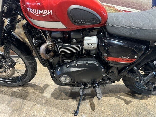 2018 TRIUMPH STREET SCRAMBLER ROAD