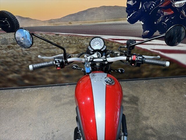 2018 TRIUMPH STREET SCRAMBLER ROAD