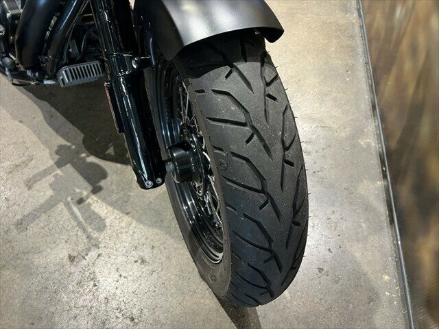 2023 INDIAN CHIEF BOBBER DARK HORSE TOURER