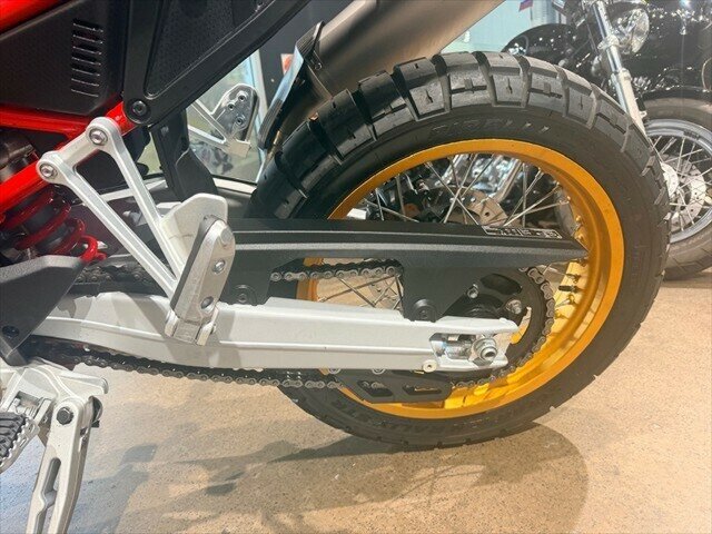 2025 APRILIA TUAREG 660 RALLY ENDURO
