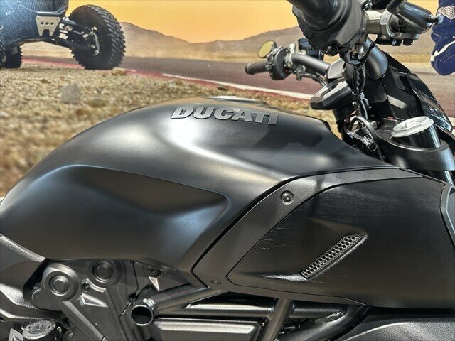 2022 DUCATI DIAVEL 1260 CRUISER