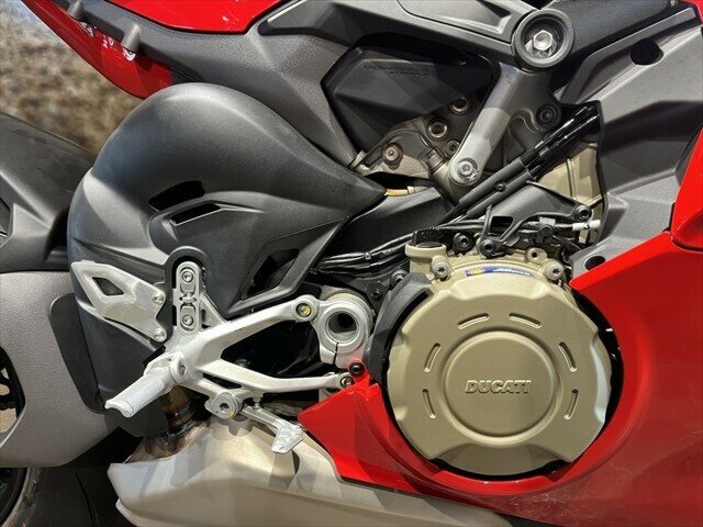 2024 DUCATI PANIGALE V4 SPORTS