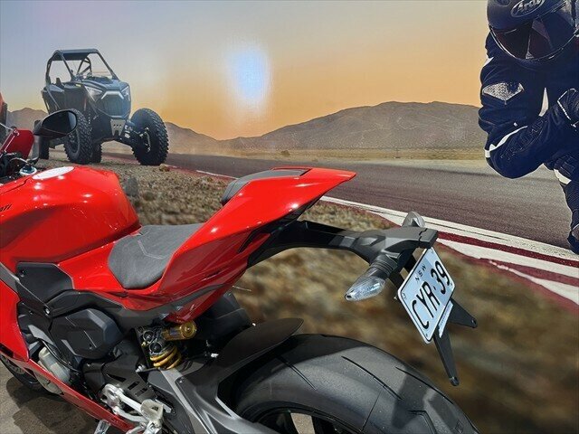 2024 DUCATI PANIGALE V4 SPORTS