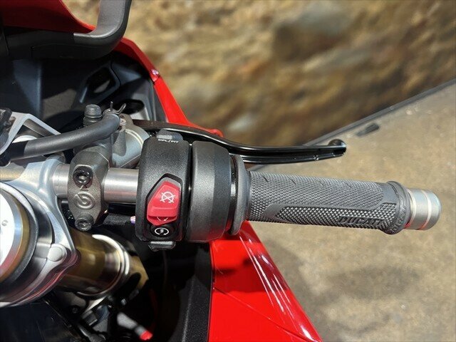 2024 DUCATI PANIGALE V4 SPORTS
