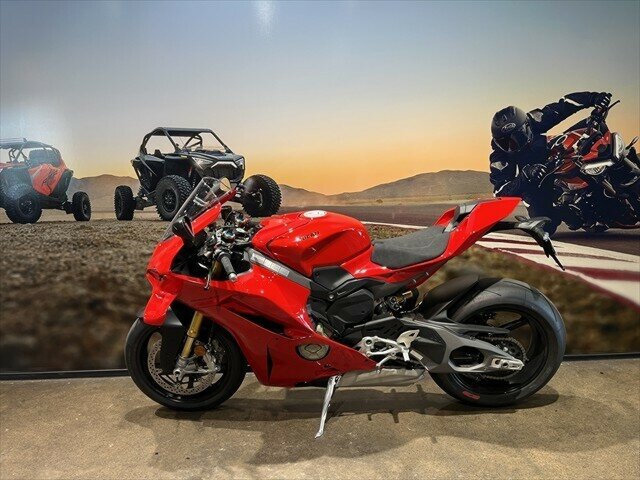 2024 DUCATI PANIGALE V4 SPORTS