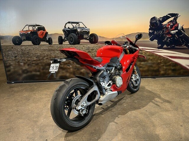 2024 DUCATI PANIGALE V4 SPORTS