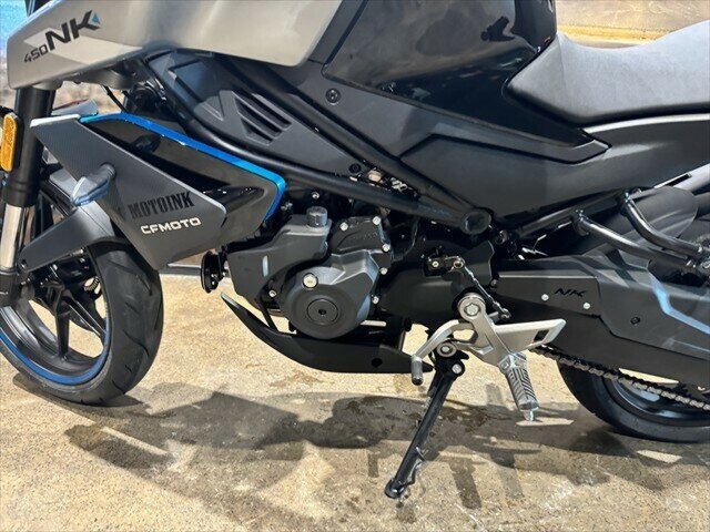 2025 CF MOTO 450 NK ROAD