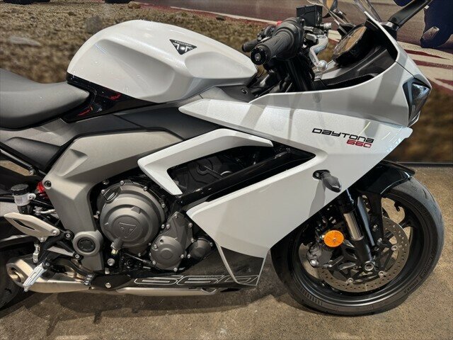2024 TRIUMPH DAYTONA 660 (LAMS) ROAD