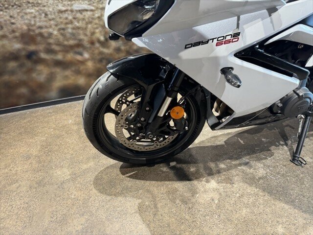 2024 TRIUMPH DAYTONA 660 (LAMS) ROAD