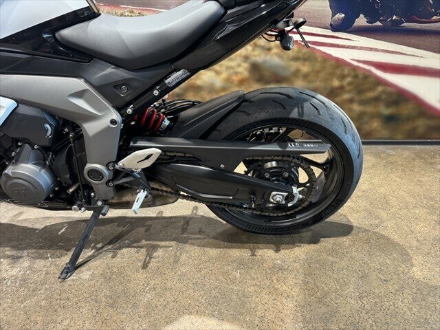 2024 TRIUMPH DAYTONA 660 (LAMS) ROAD