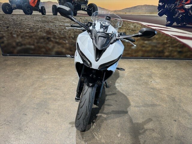 2024 TRIUMPH DAYTONA 660 (LAMS) ROAD