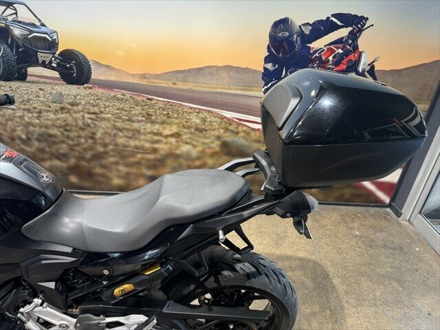 2021 BMW F 900 XR ROAD