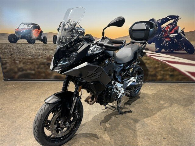 2021 BMW F 900 XR ROAD
