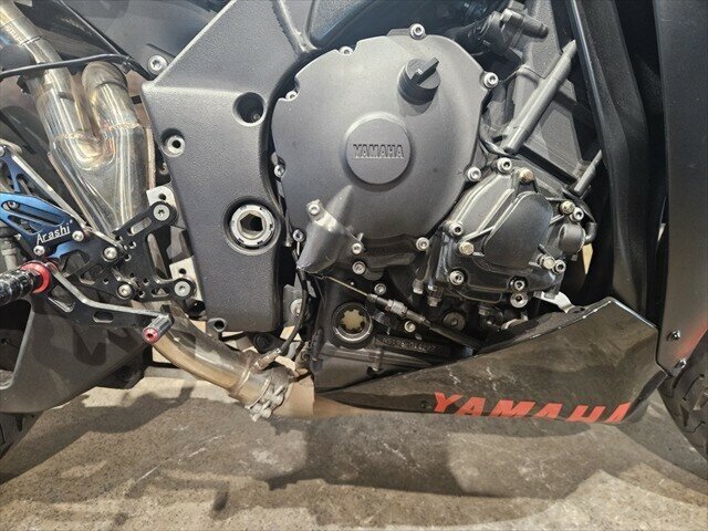 2010 YAMAHA YZF-R1 SPORTS
