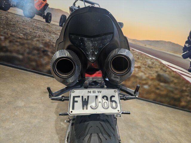 2010 YAMAHA YZF-R1 SPORTS