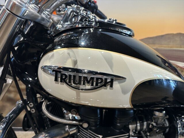 2009 TRIUMPH SPEEDMASTER CRUISER
