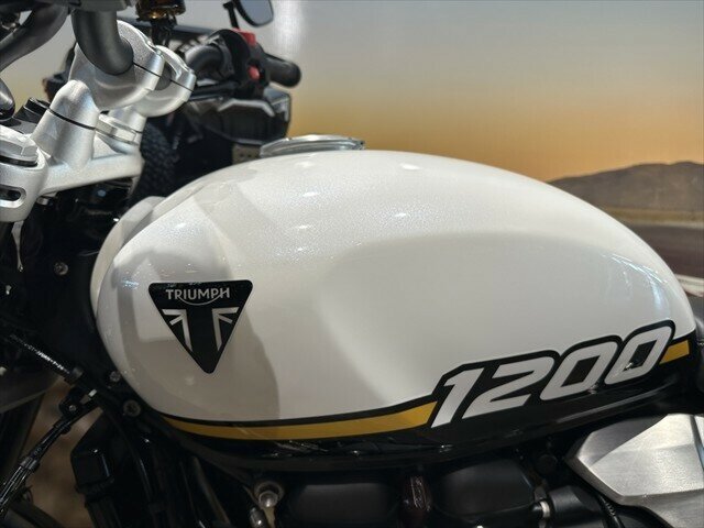 2024 TRIUMPH SPEED TWIN 1200 ROAD