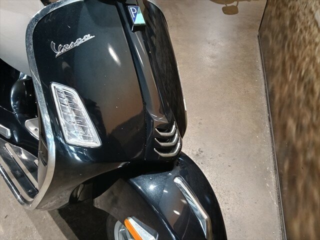 2023 VESPA GTS 300 CLASSIC SCOOTER