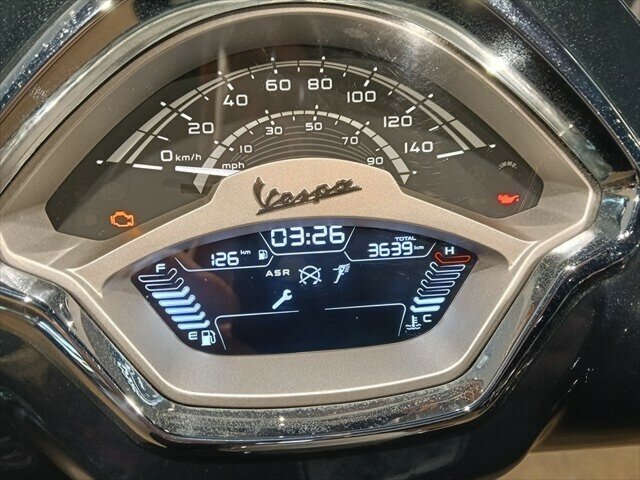2023 VESPA GTS 300 CLASSIC SCOOTER