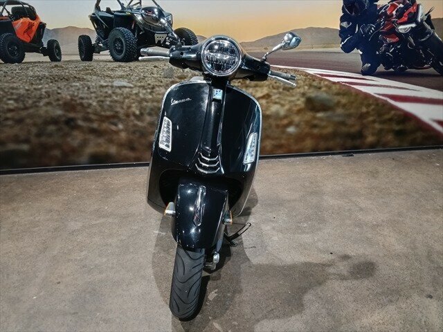 2023 VESPA GTS 300 CLASSIC SCOOTER