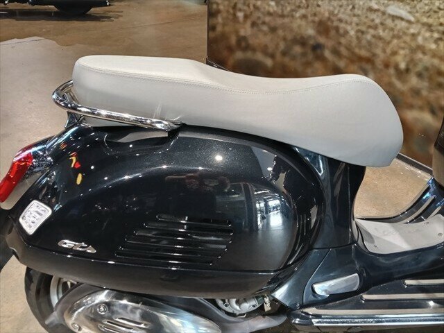 2023 VESPA GTS 300 CLASSIC SCOOTER
