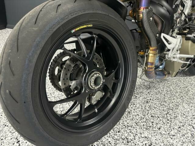 2022 DUCATI STREETFIGHTER V4 S SPORTS