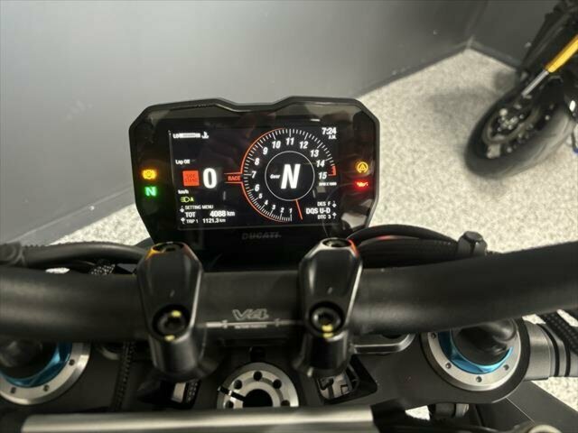 2022 DUCATI STREETFIGHTER V4 S SPORTS