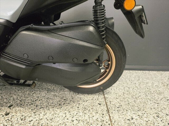 2024 YAMAHA XMAX 300 LAMS SCOOTER