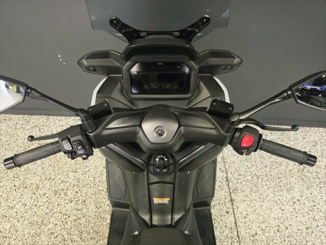 2024 YAMAHA XMAX 300 LAMS SCOOTER