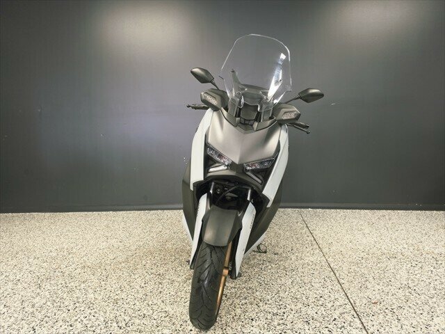 2024 YAMAHA XMAX 300 LAMS SCOOTER