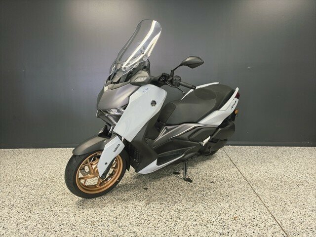 2024 YAMAHA XMAX 300 LAMS SCOOTER