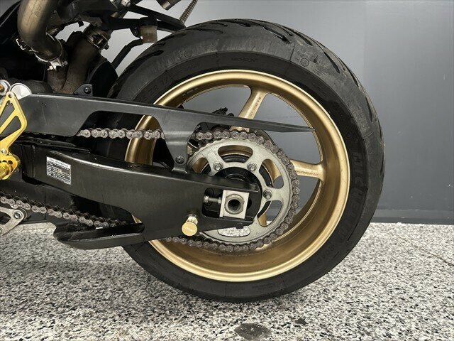 2011 YAMAHA YZF-R1 SPORTS