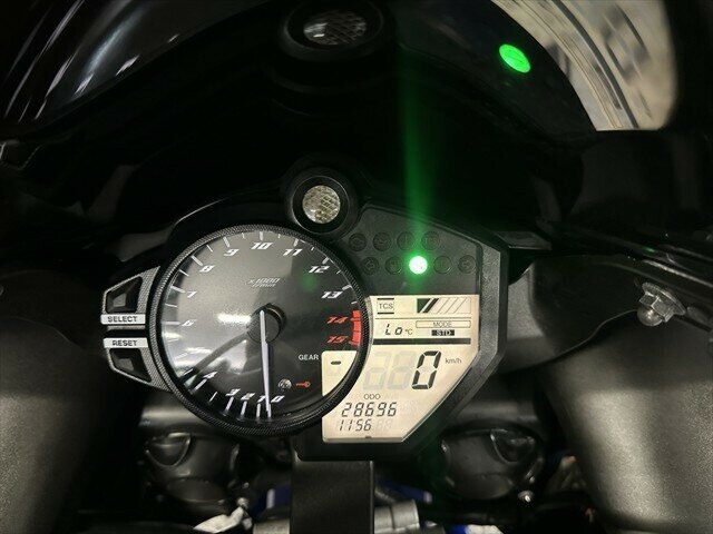 2011 YAMAHA YZF-R1 SPORTS