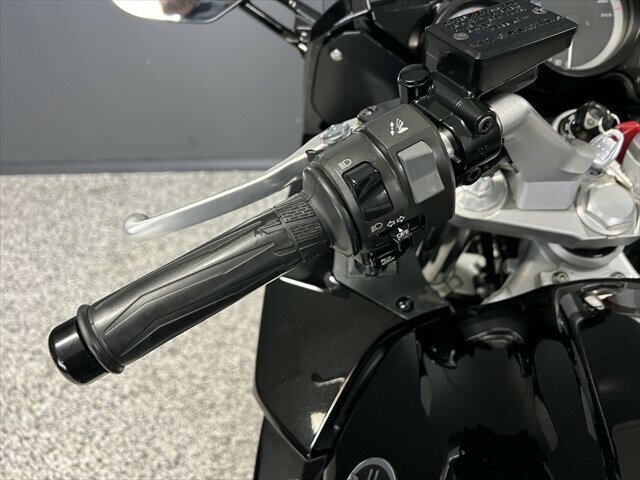 2010 YAMAHA FJR1300A ROAD