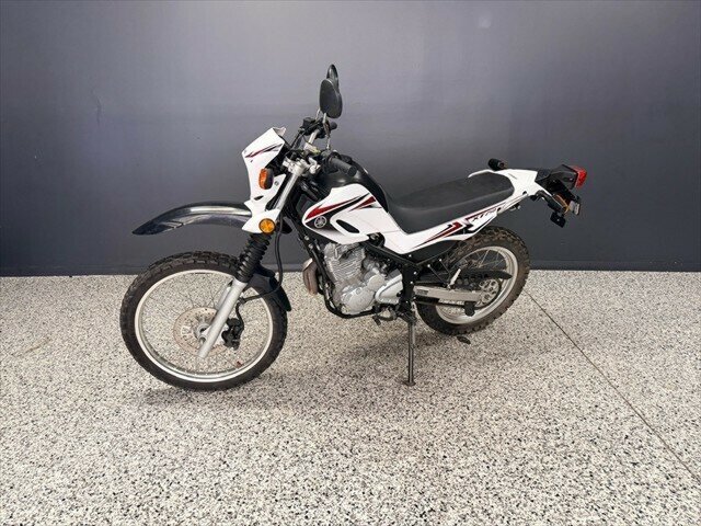 2010 YAMAHA XT250 TRAIL