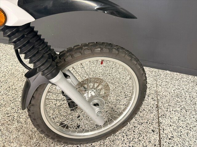 2010 YAMAHA XT250 TRAIL