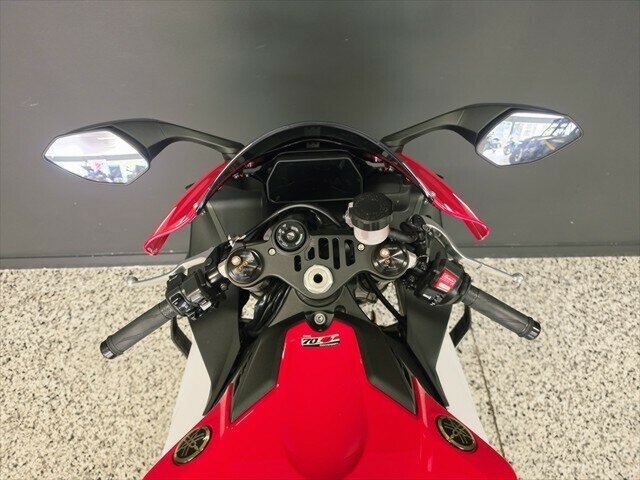 2026 YAMAHA YZF-R1 70TH ANNIVERSARY SPORTS