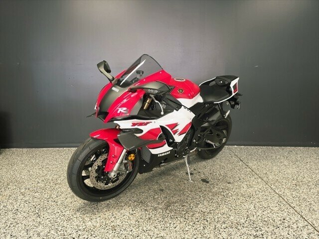 2026 YAMAHA YZF-R1 70TH ANNIVERSARY SPORTS