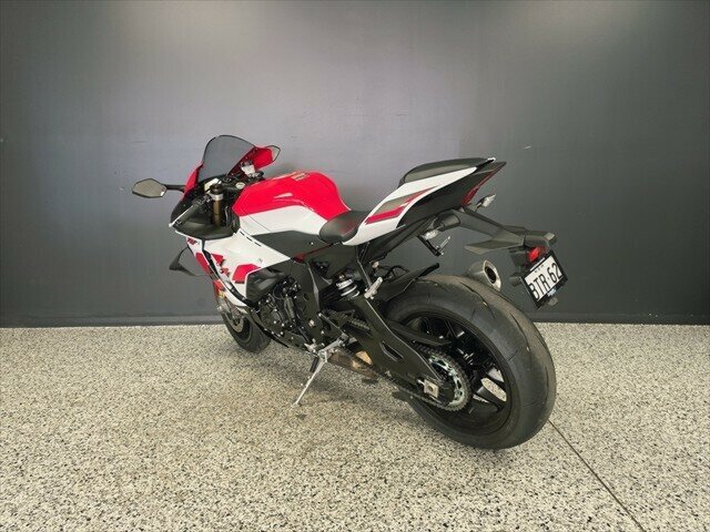 2026 YAMAHA YZF-R1 70TH ANNIVERSARY SPORTS